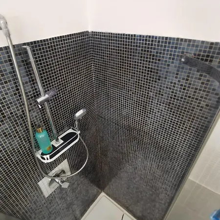 Cassa Vecchia Apartment *